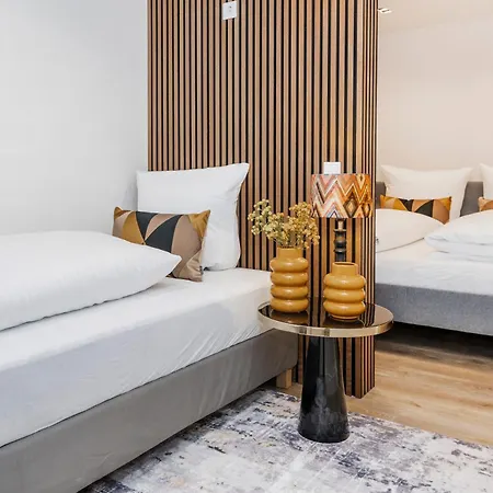 S331 - Luxurious Two Bedroom Duplex In * Köln