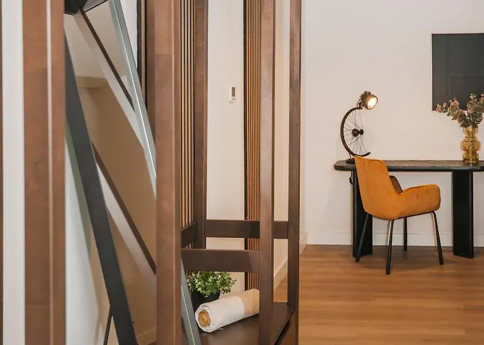 S331 - Luxurious Two Bedroom Duplex In *