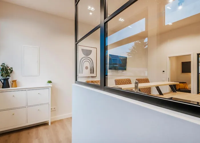 아파트 S331 - Luxurious Two Bedroom Duplex In