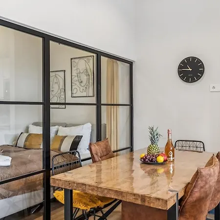 شقة Luxus-maisonette Parkplatz 2 Sz, Platz Fuer 5