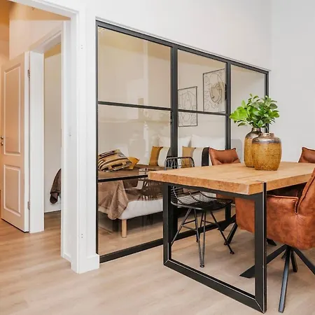 شقة Luxus-maisonette Parkplatz 2 Sz, Platz Fuer 5