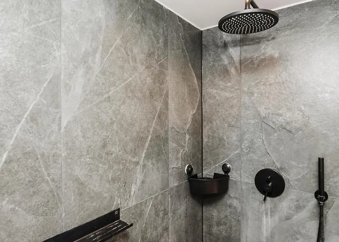 S331 - Luxurious Two Bedroom Duplex In Apartman